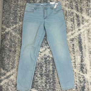 NEW WITH TAGS 💗✨Old Navy Super Skinny Jeans 💗✨